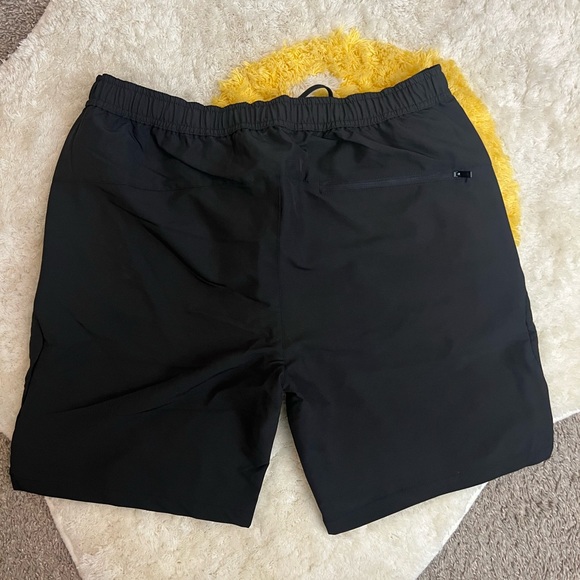 Eastbay Running Shorts L - Picture 2 of 4